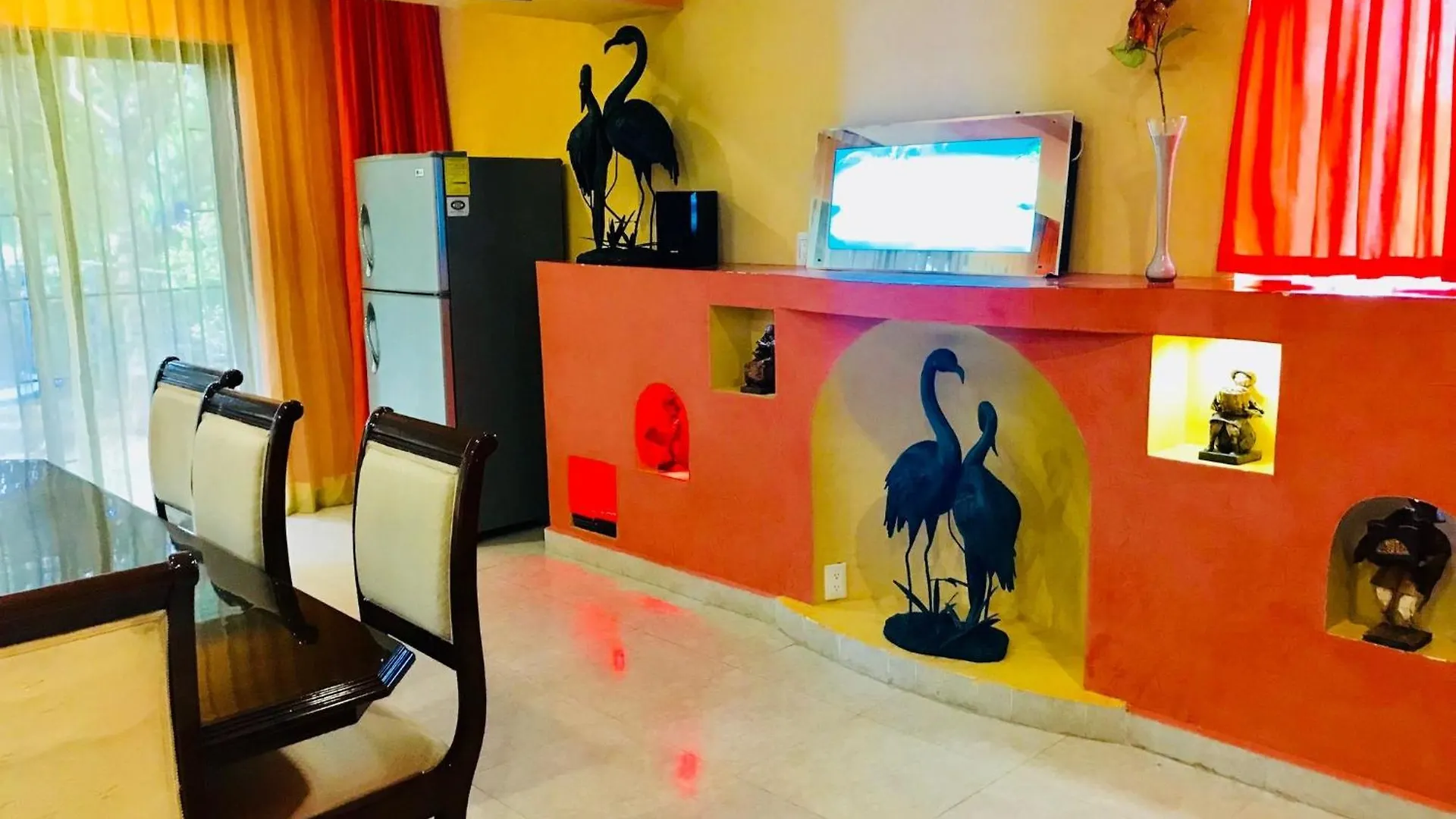 Sunset Room In Stunning Villa Playacar Townhouse Stage 2 Playa del Carmen